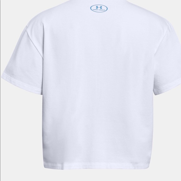 ♦️NWT Under Armour Americans Stars patriotic cropped Tee - Picture 3 of 5